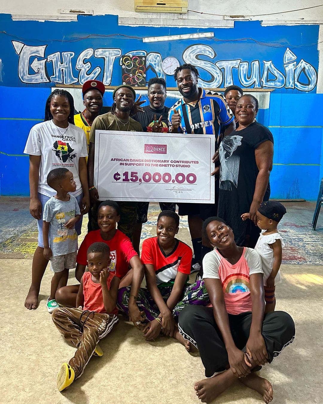The M.I.K  Family Donates 15,000 Ghanaian Cedis To a Dance Community in Accra
