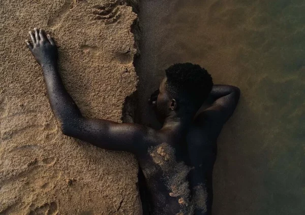 Between Sand and Water - Image 3